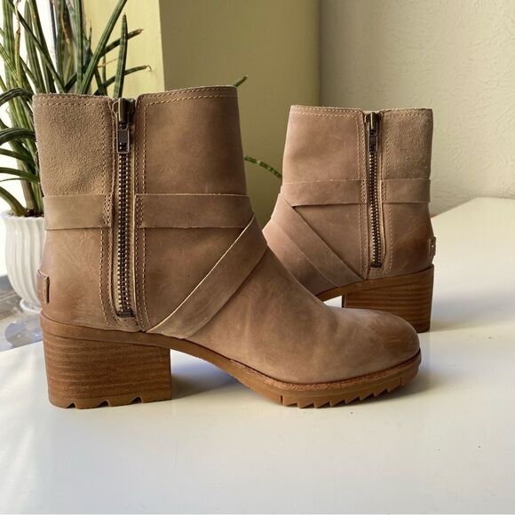 SOREL Women's Cate Buckle Bootie leather size 7 - Picture 2 of 12